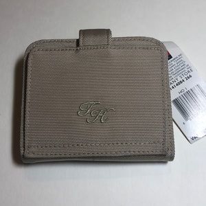 Tommy Hilfiger Women’s Wallet